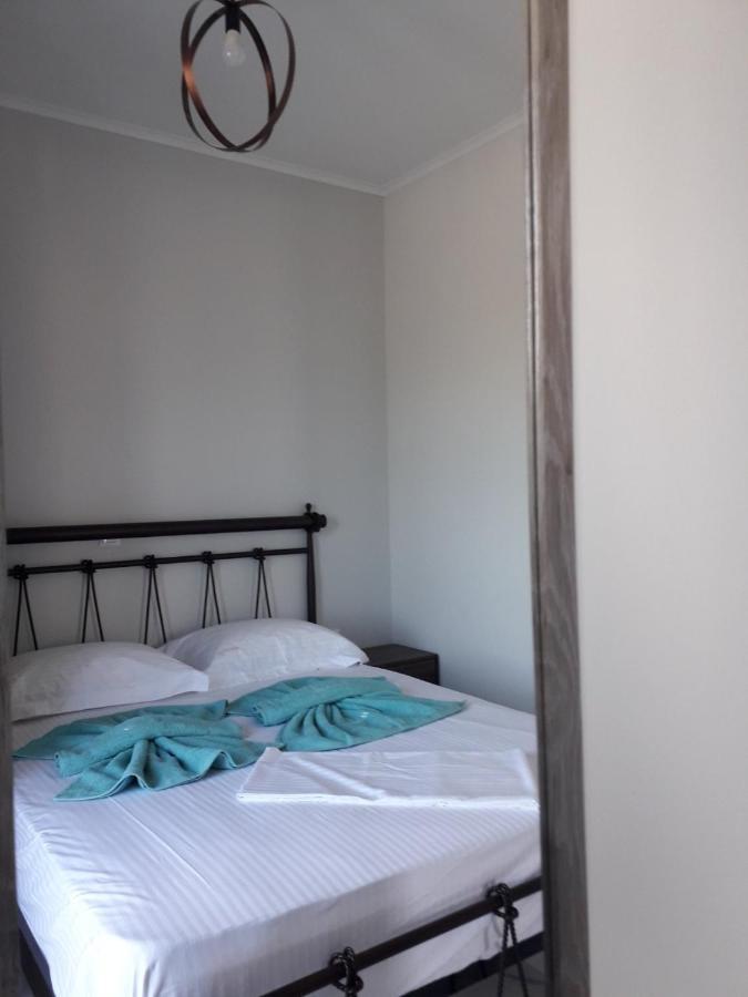 Pounta Apartments Vinglafia Bagian luar foto