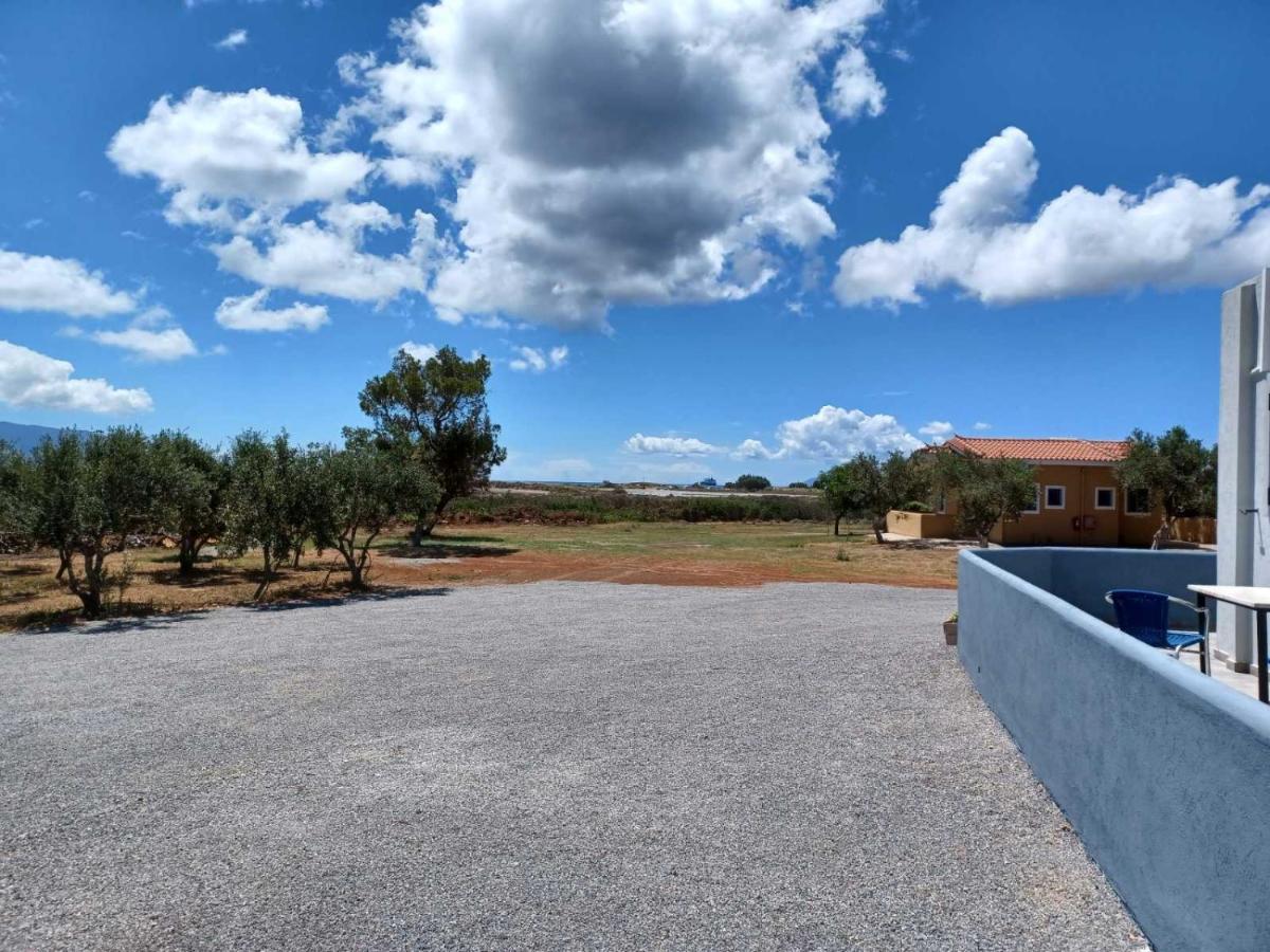 Pounta Apartments Vinglafia Bagian luar foto